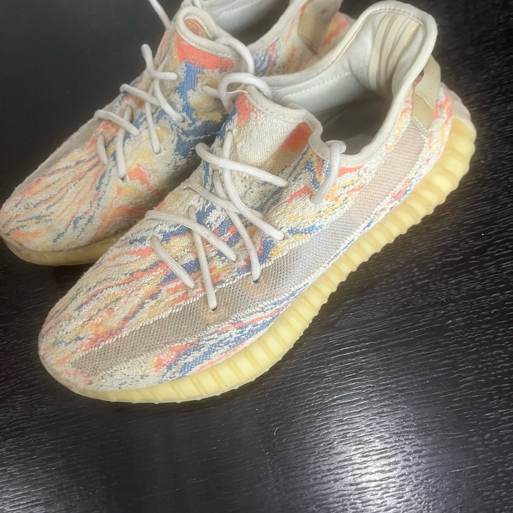 Yeezy Boost 350v2 (Mx Oat)